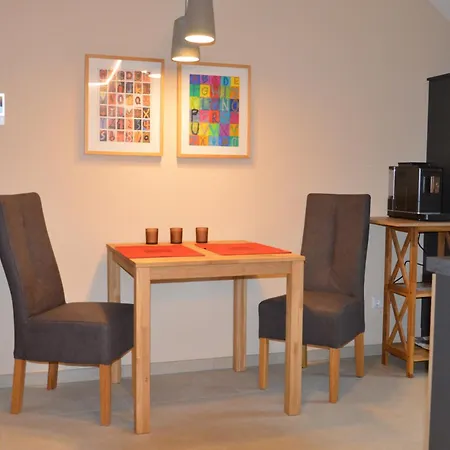 Ferienwohnung, 1-zimmer, 1-3 Personen, 31 Qm, Mit Balkon, In Ruhige Lage, Direkt An Der Aach Appartamento