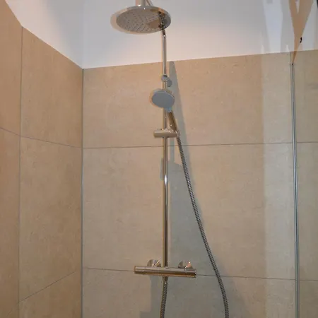 Ferienwohnung, 1-zimmer, 1-3 Personen, 31 Qm, Mit Balkon, In Ruhige Lage, Direkt An Der Aach