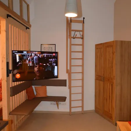 Ferienwohnung, 1-zimmer, 1-3 Personen, 31 Qm, Mit Balkon, In Ruhige Lage, Direkt An Der Aach Apartmán *