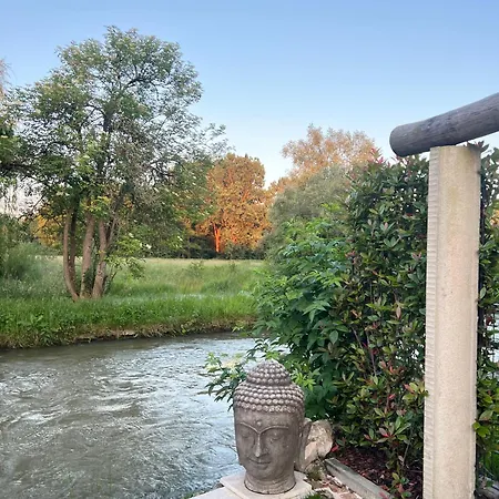 Ferienwohnung, 1-zimmer, 1-3 Personen, 31 Qm, Mit Balkon, In Ruhige Lage, Direkt An Der Aach Appartamento Singen